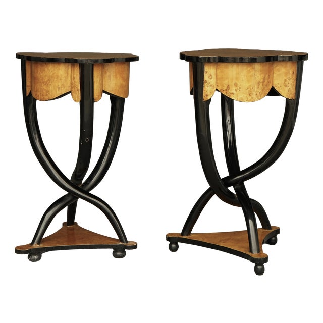 Italian Burl and Birch Wood Side Tables, 1950s, Set of 2 For Sale