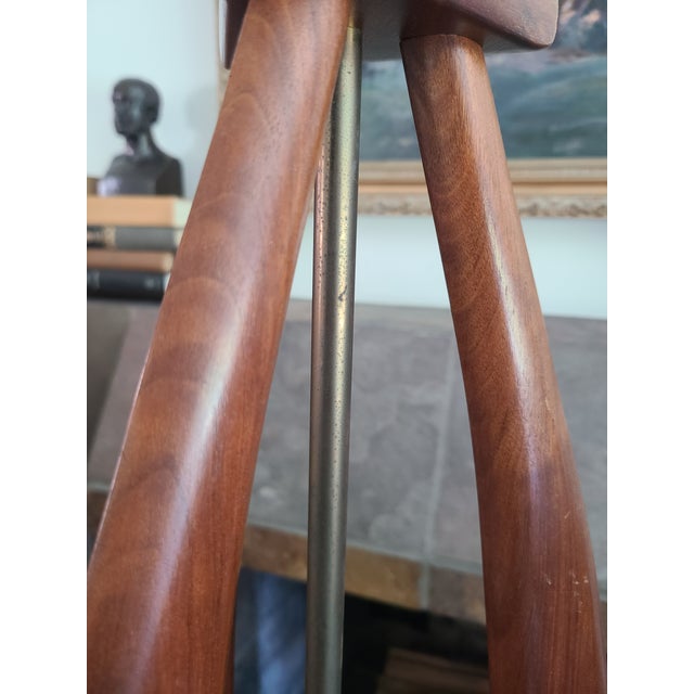 Wood Vintage Mid-Century Modern Sculpted Bentwood & Brass Table Lamp For Sale - Image 7 of 16