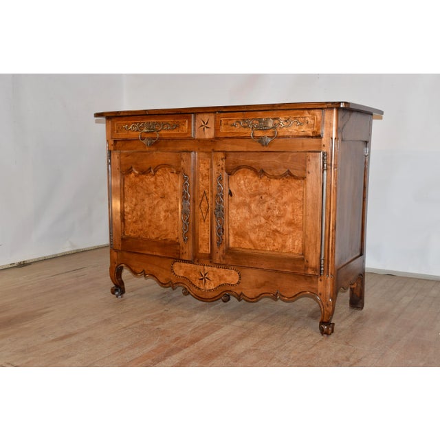 French Provincial 18th Century French Walnut Buffet For Sale - Image 3 of 13