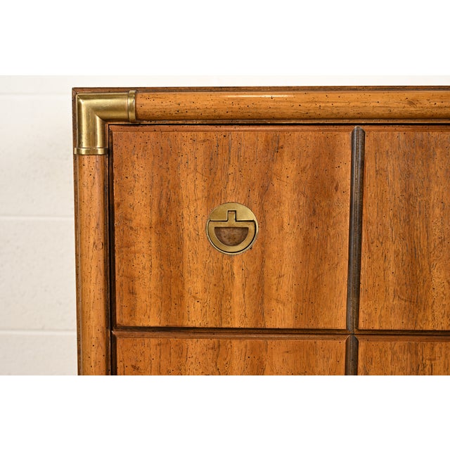 Drexel Heritage Mid-Century Modern Hollywood Regency Campaign Walnut Highboy Dresser, 1970s For Sale - Image 10 of 15