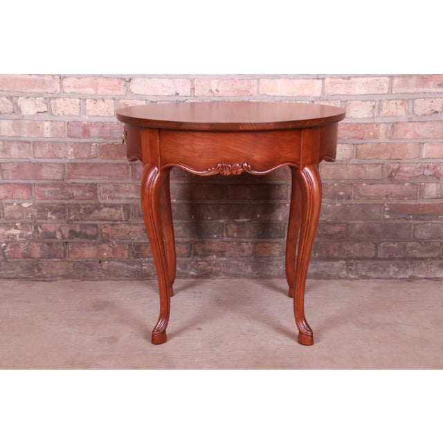 Baker Furniture French Provincial Louis XV Walnut and Burl Wood Tea Table, Newly Refinished For Sale - Image 11 of 13