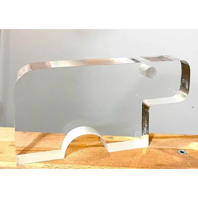 Extremely rare collectible Silvio Russo for Guzzini lucite bear. Accent for any room.