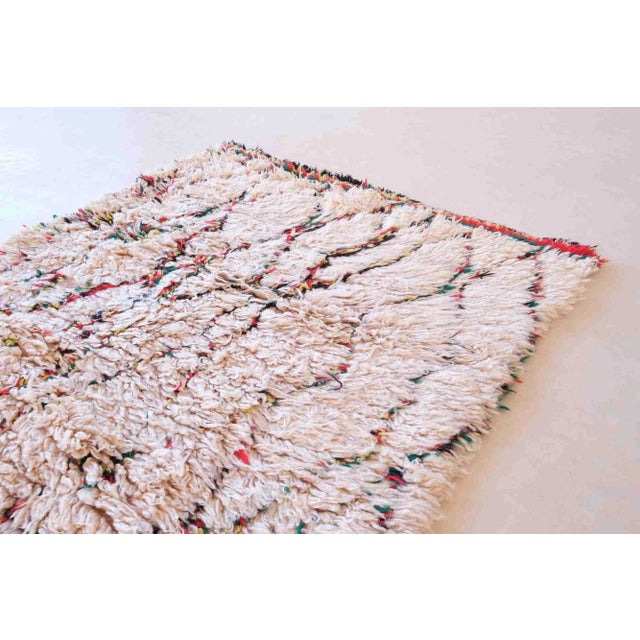 Textile 2000’s Moroccan Tribal Abstract Wool Rug - 6.7 X 3.12 Ft For Sale - Image 7 of 9