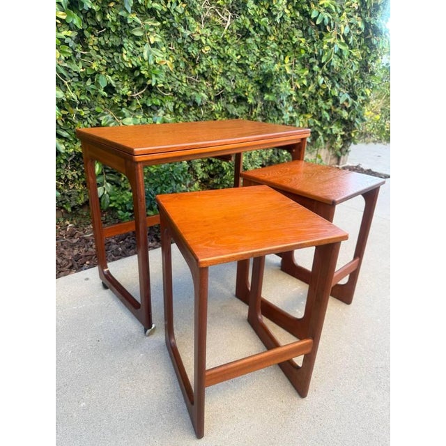 Mid-Century Modern Mid Century Modern Teak Triform Nesting Table Set For Sale - Image 3 of 16