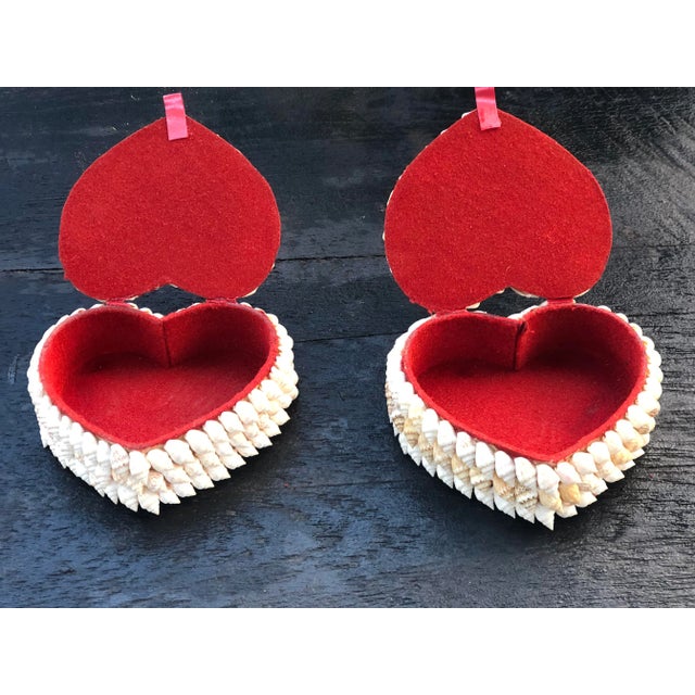1970s Heart Shaped Folk Art Boxes Encrusted With Shells - a Pair For Sale - Image 5 of 10