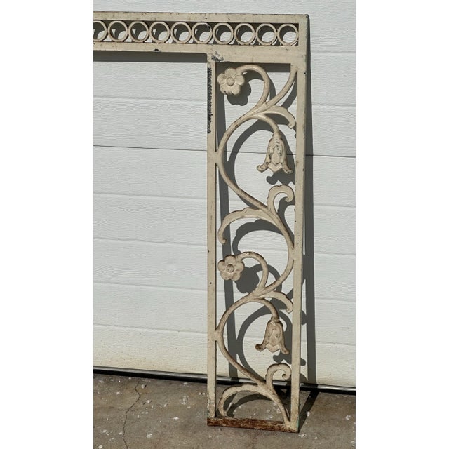 Rare Art Deco iron floral fireplace surround in need of a face lift . Fresh paint and you’re ready to go ! Surround itself...