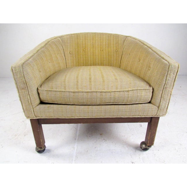 1960s 1960s Mid-Century Barrel Back Club Chair For Sale - Image 5 of 11