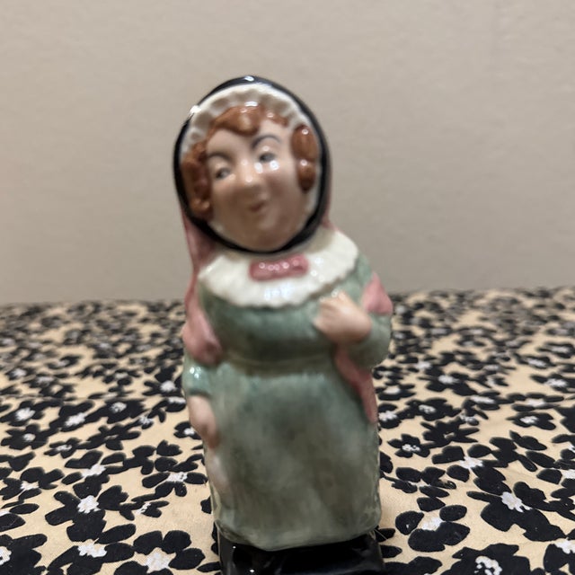 Royal Doulton Mrs Bardell Figurine: Dickens Character Series Collectible For Sale In New Orleans - Image 6 of 6