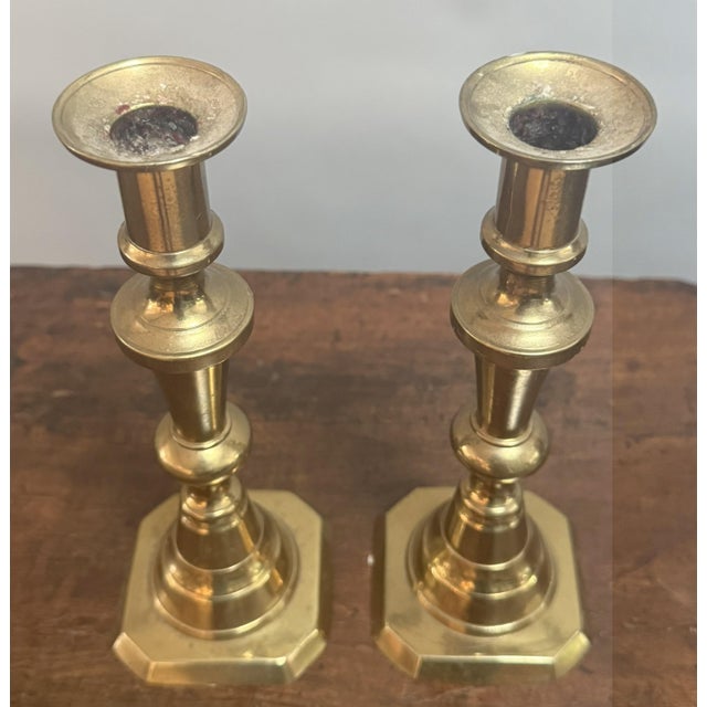 Pair of Mid-19th Century English Brass Candlesticks For Sale - Image 4 of 10