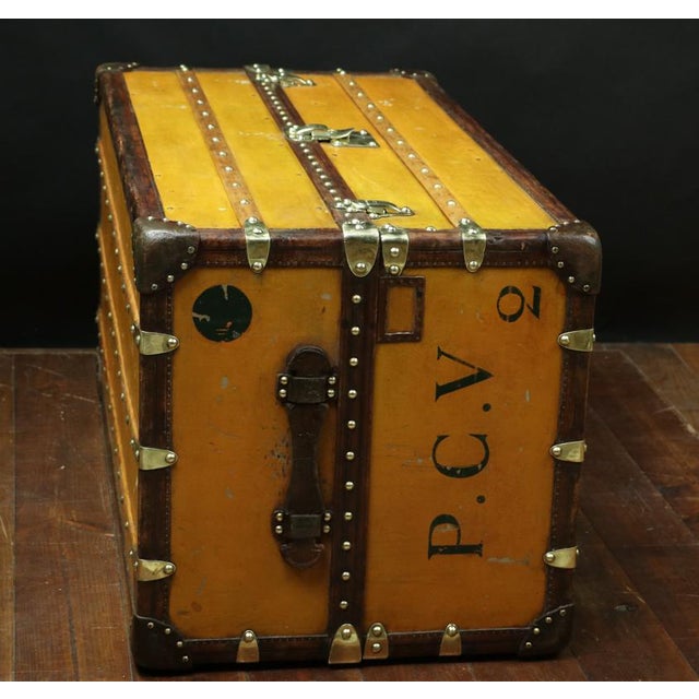 Wardrobe Trunk from Louis Vuitton, 1890s For Sale - Image 9 of 10
