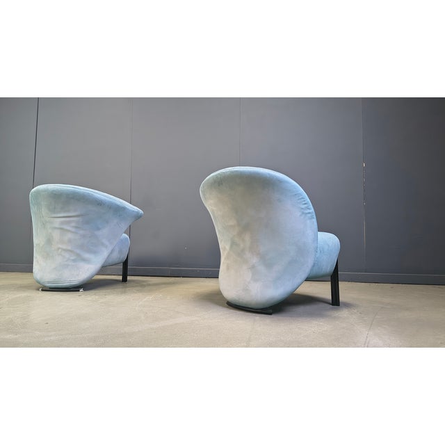 Calla Lounge Chairs from Saporiti, 1980s, Set of 2, in Very Good conditions. Designed 1980 to 1989 This piece is...