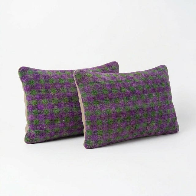 Mid-Century Modern Turkish Wool Lumbar Kilim Pillow Cover 16'' X 24'' - Set of Two For Sale - Image 3 of 4