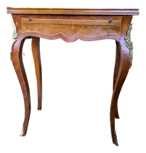 Early 20th Century Louis XV Table With Drawer
