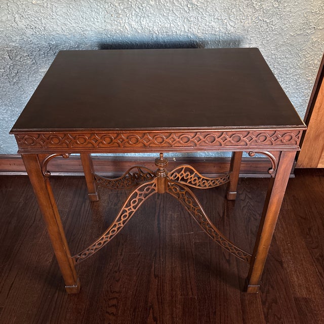 Wood Ethan Allen Chinese Chippendale Lamp End Table For Sale - Image 7 of 12