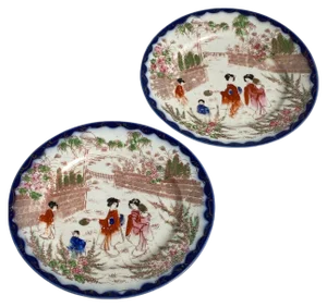 Japanse Plates in Porcelain, Set of 2