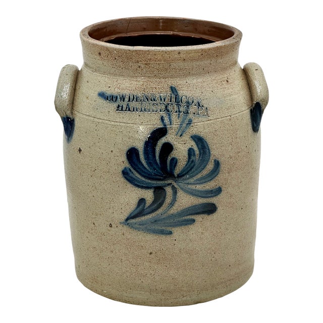 Small 1 Gallon Size Blue Decorated Antique American Stoneware Butter Churn Crock by Cowden & Wilcox Harrisburg Pennsylvania For Sale