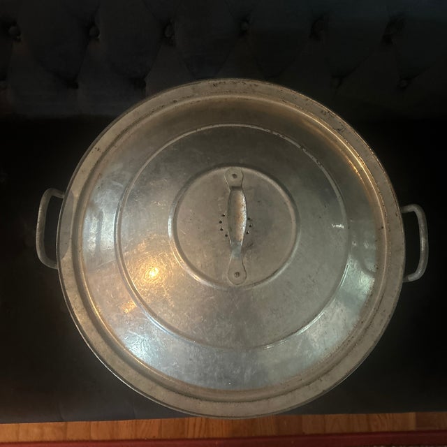 Antique galvanized metal dough bowl with lid; all original; unmarked; sturdy metal handles; well used as seen in photos....