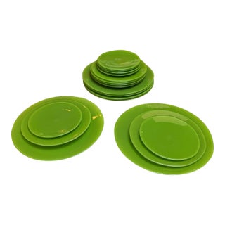 Vintage Italian Murano Style Hand Blown Emerald Green Glass Plate Set 18pc For Sale