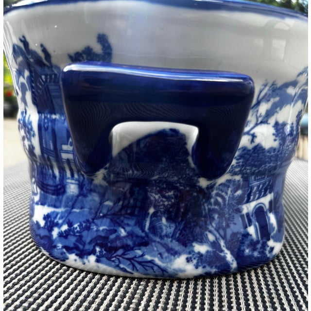 Traditional Large Vintage Blue & White Viscaya Ceramic Cachepot Centerpiece Bowl For Sale - Image 3 of 12