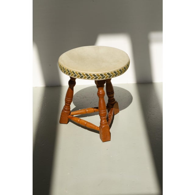 1950s Mid-Century Danish Oak Tripod Stool, 1950s For Sale - Image 5 of 18