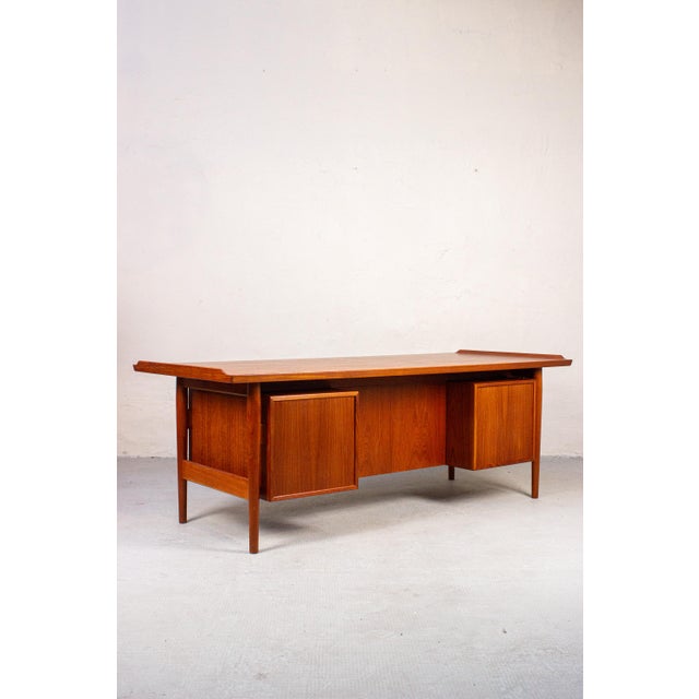 Brown Mid-Century Danish Model 207 Desk in Teak by Arne Vodder for Sibast, 1960s For Sale - Image 8 of 18