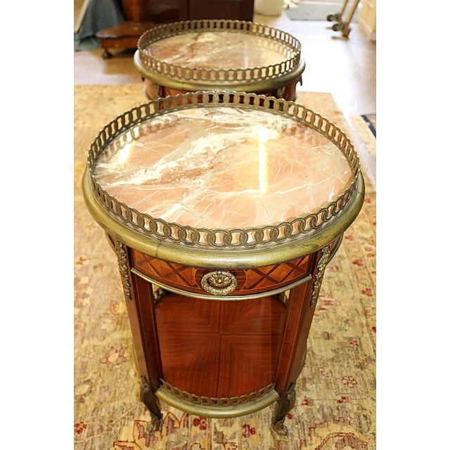 French ​Pair of Louis XV Bronze Mounted Inlaid Marble Top End Table Gueridons For Sale - Image 3 of 10