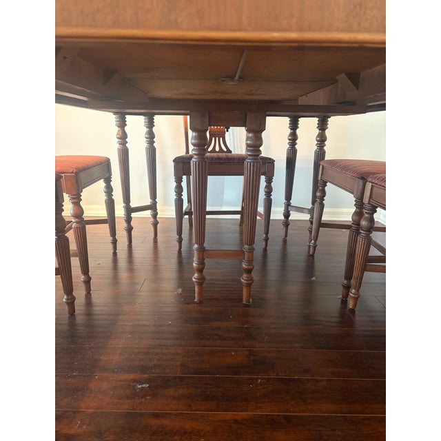 1940s 1940s Federalist Style Mahogany Dining Table With Six Hepplewhite Style Chairs For Sale - Image 5 of 12