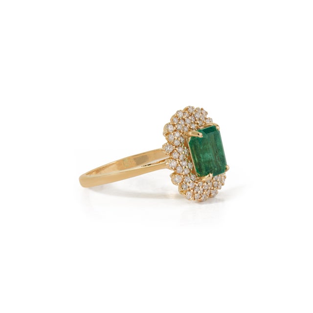 Gemstone VRJewels Vintage Cluster Diamond 1.81 Carats Emerald Ring in 14k Gold Size 4, New For Sale - Image 7 of 18