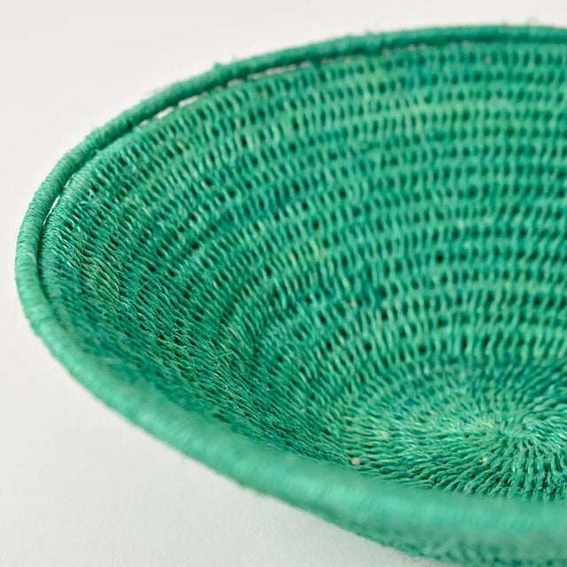 African Early 20th Century Sisal Handwoven Green Basket Eswatini 6inch For Sale - Image 3 of 6