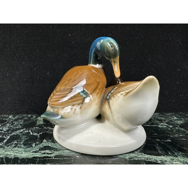 Hutschenreuther Selb Kunstabteilung Porcelain Mallard Duck Family Figurine (Model 440/2) For Sale In Los Angeles - Image 6 of 12