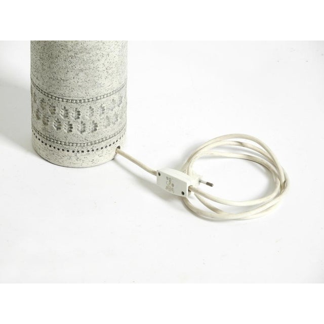 Ceramic White Rimini Ceramic Table Lamp by Aldo Londi for Bitossi, Italy, 1960s For Sale - Image 7 of 13