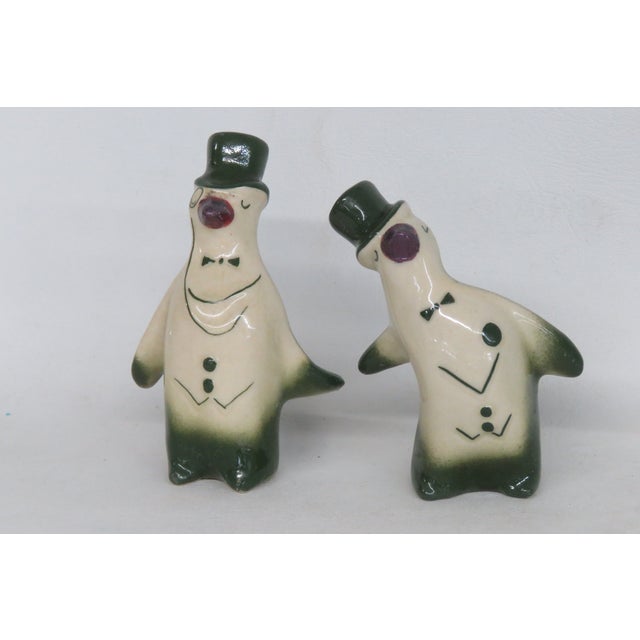 Vintage Ceramic Penguins in Tuxedos and Top Hats Salt and Pepper Shakers Pair 4494b For Sale - Image 15 of 17