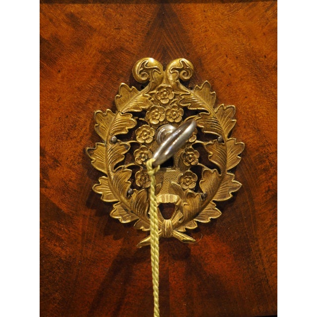 C. 1820 French Restauration Commode in Flame Mahogany by Othon Kolping 1775-1853 For Sale - Image 10 of 18