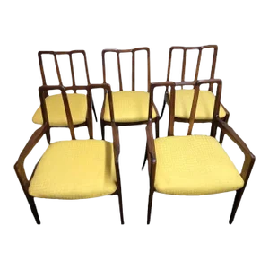 1960s Mid-Century Modern John Stuart Walnut Dining Chairs. Set of 5