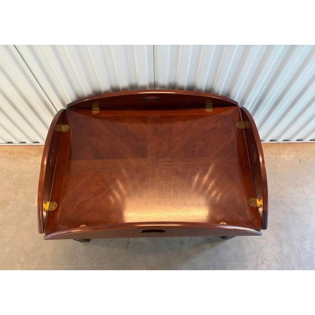 Thomasville Vintage Thomasville Collectors Cherry Oval Butler’s Coffee Table With Brass Hinges For Sale - Image 4 of 6