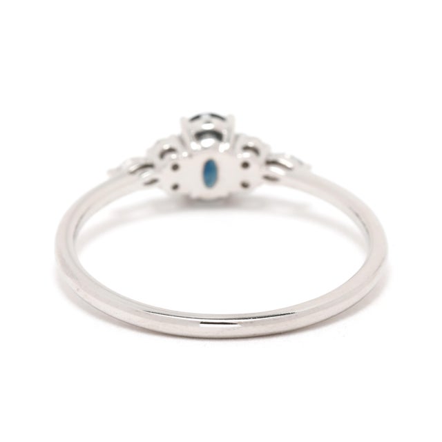 Modern 0.82 CTW Sapphire and Diamond Engagement Ring, 14k White Gold, Ring Size 9 For Sale - Image 3 of 6
