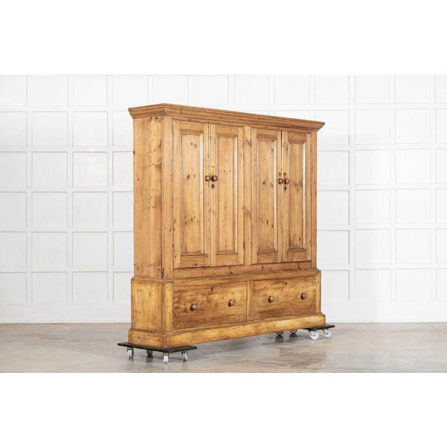 Monumental 19th Century English Pine Housekeepers Cupboard, 1880s For Sale - Image 3 of 16