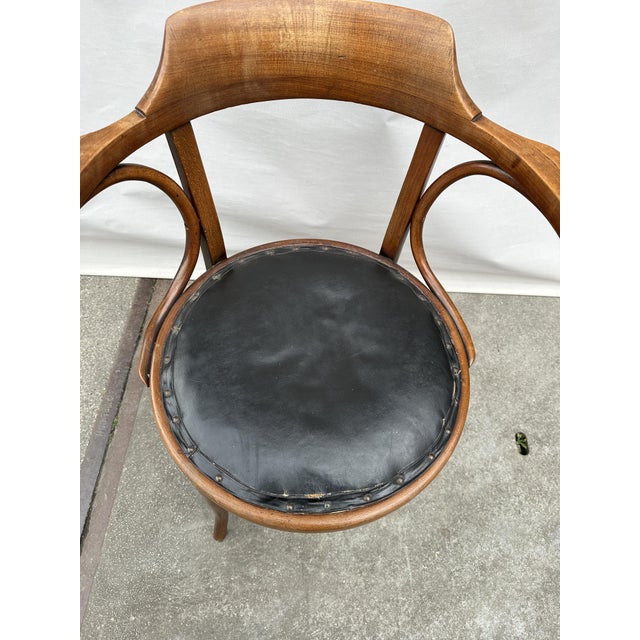 Chair in Leather and Wood from Thonet For Sale - Image 3 of 14