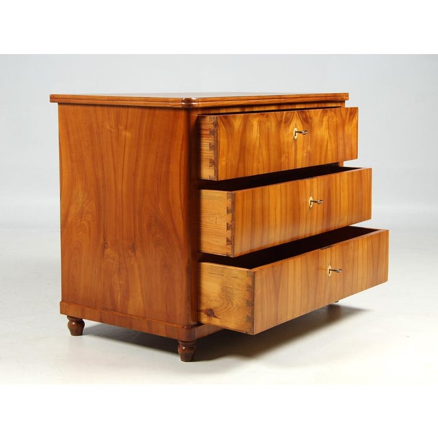 Antique Biedermeier Chest of Drawers, 1840 For Sale - Image 3 of 11