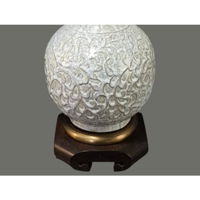 Asian Late 20th Century Asian Pale Celadon Green Color Crackled Ceramic Embossed Design Table Lamp For Sale - Image 3 of 8