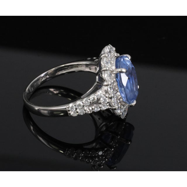 Blue Late 20th Century 4.71ct Gia Ceylon No Heat Sapphire & 1.32ct Diamond Platinum Ring Size 6.25 For Sale - Image 8 of 15