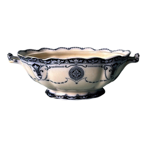 Early 20th Century Ford & Sons English Flow Blue Porcelain Tureen "Carlton" Pattern, Without Lid