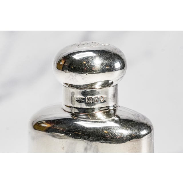 Handsome Mappin & Webb Antique Sterling Silver Scent Bottle Victorian Perfume Flask For Sale - Image 4 of 11