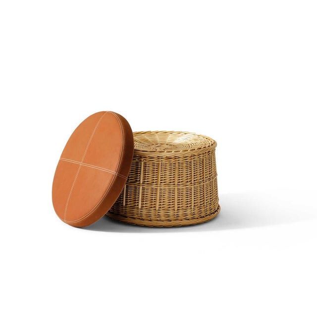 Wood Set of Hotte Rattan and Leather Armchair and Pouf by Philippe Starck for Cassina For Sale - Image 7 of 17