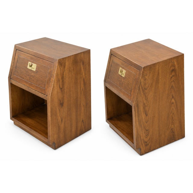 Campaign Pair of Vintage Henredon Campaign-Style Nightstands/End Tables For Sale - Image 3 of 12