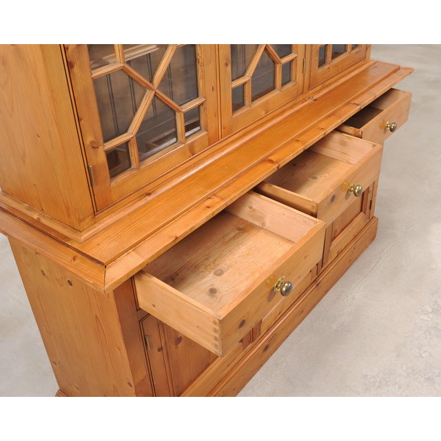 Country English Georgian Pine Bookcase Astragal Glazed Doors For Sale In Sacramento - Image 6 of 18
