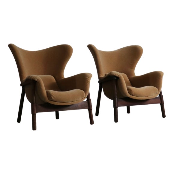 Sculptural Lounge Chairs in Mohair and Wood, Italy 1950s, Set of 2 For Sale