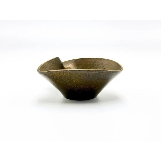 Goldenrod Mid-Century Bronze Ashtray attributed to Carl Auböck, Austria, 1950s For Sale - Image 8 of 10