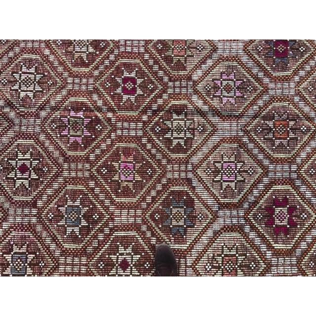 Tan 1960s Vintage Turkish Handwoven Rug - 7′4″ × 9′4″ For Sale - Image 8 of 10