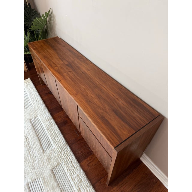 Mid-Century Modern Vintage 1950s Walnut Credenza by Madison Furniture Company For Sale - Image 3 of 18